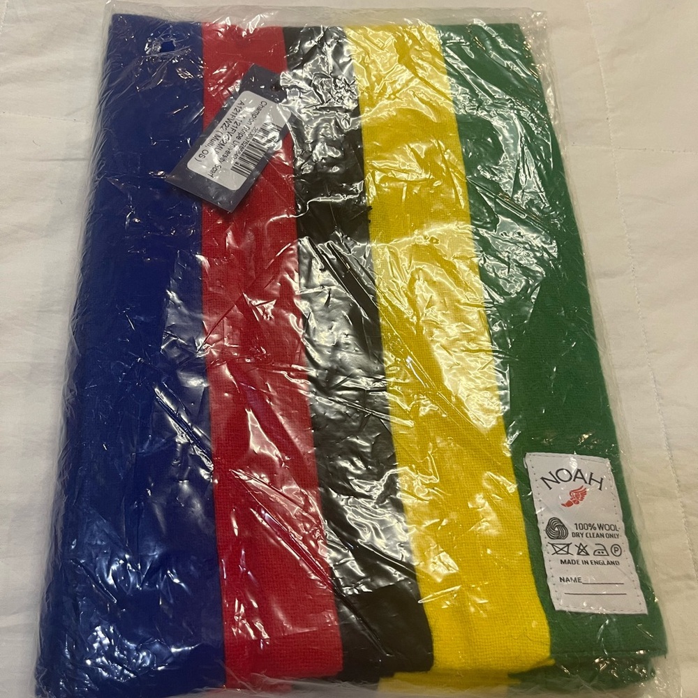 NWT. NOAH NYC Champion Stripe University Scarf. Multicolor